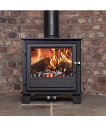 Nua Clock Blithfield 8 Freestanding Stove