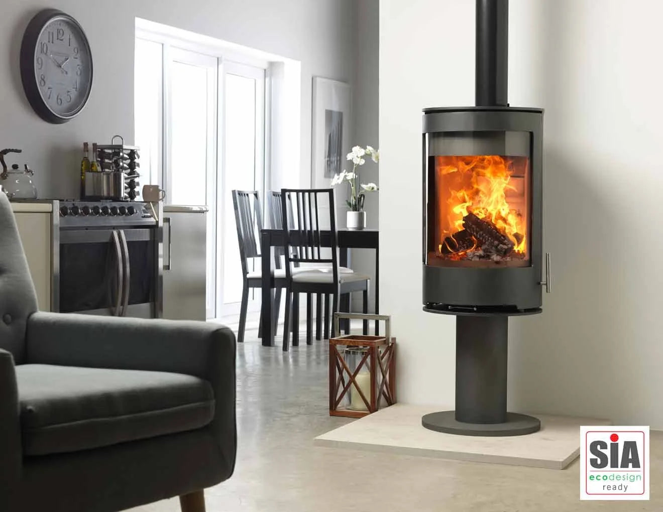 Purevision PVR Cylindrical Stove with accessories